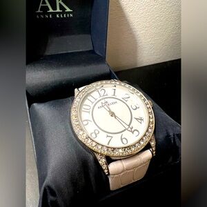 LNIB Anne Klein Womens Watch with Crystals and White Leather Strap